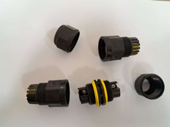 Picture of Wire Connector, Round Junction Box for 3 Pin cables, IP65 Rated