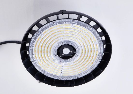 Picture of LED Highbay UFO Plus-Series, Pre-Select 3 Wattage 100-120-150W, Pre-Select 3 CCT 3K-4K-5K, 22500lm, IP65 Rated, 9 ft Power Cord, 120-347V
