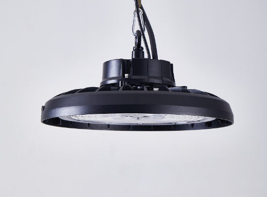 Picture of LED Highbay UFO Plus-Series, Pre-Select 3 Wattage 150-200-240W, Pre-Select 3 CCT 3K-4K-5K, 36000lm, IP65 Rated, 9 ft Power Cord, 120-347V